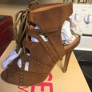 Forever 21 dark Brown Zig Zag open toe heels